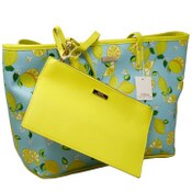 Wholesale - LARGE PRINTED TOTE W/WRISTLET C/P 8, UPC: 4890808260272